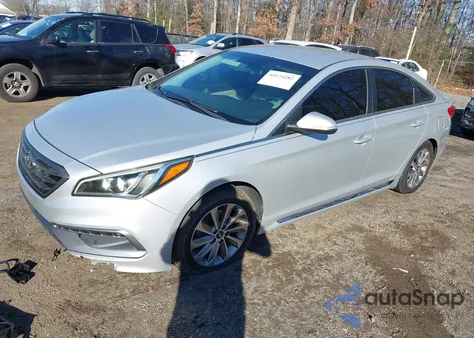 2016 Hyundai Sonata Sport z USA, uszkodzony, nr VIN 5NPE34AF4GH263533